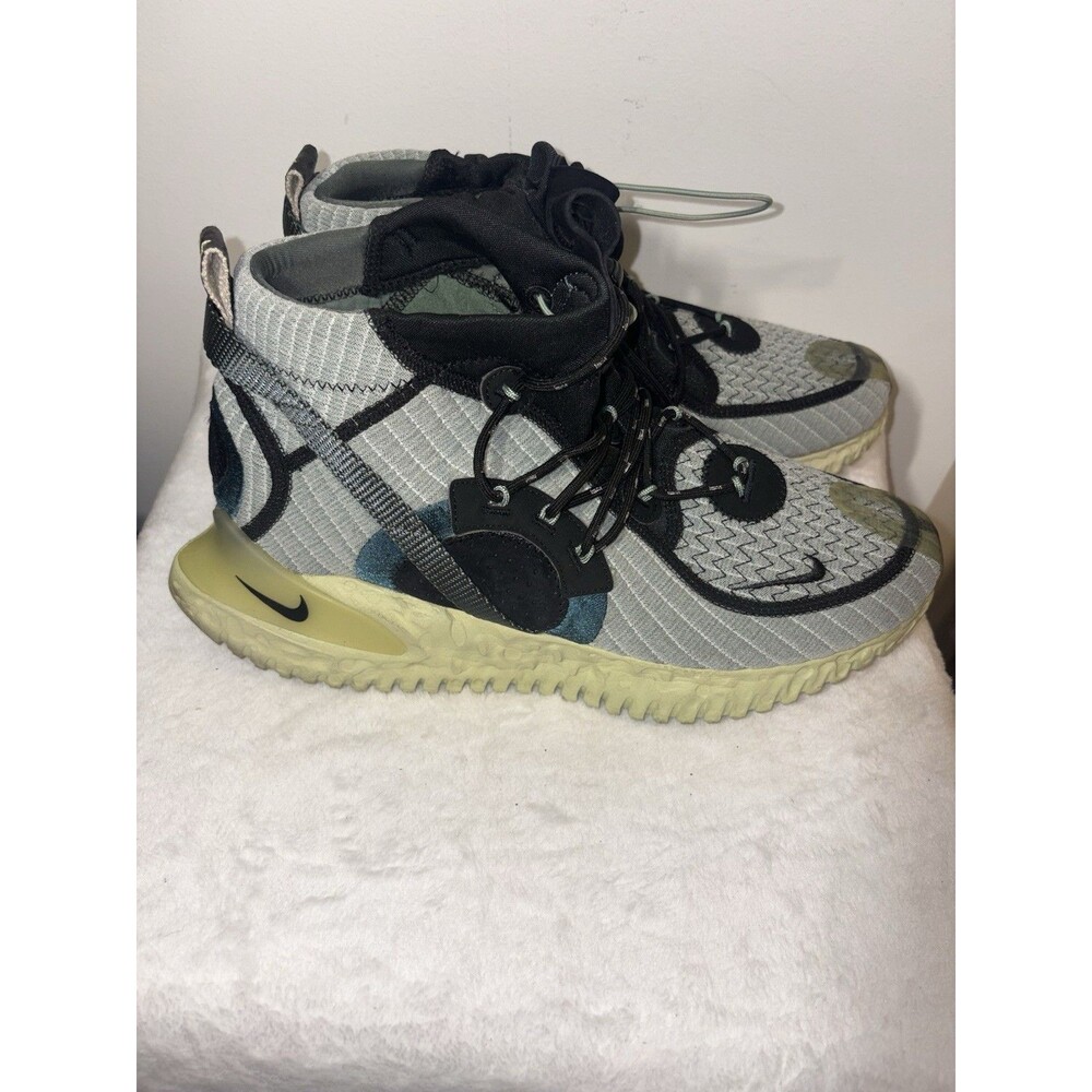Nike ISPA Flow 2020 SE Dutch Green Sz 10.5 Worn Once